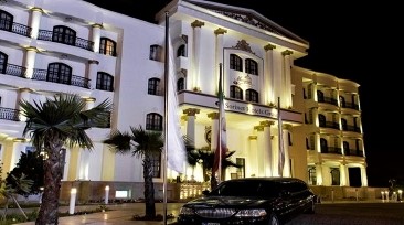 Soorinet Maryam Hotel