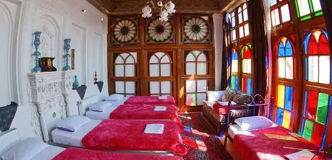 Taha Hostel Shiraz